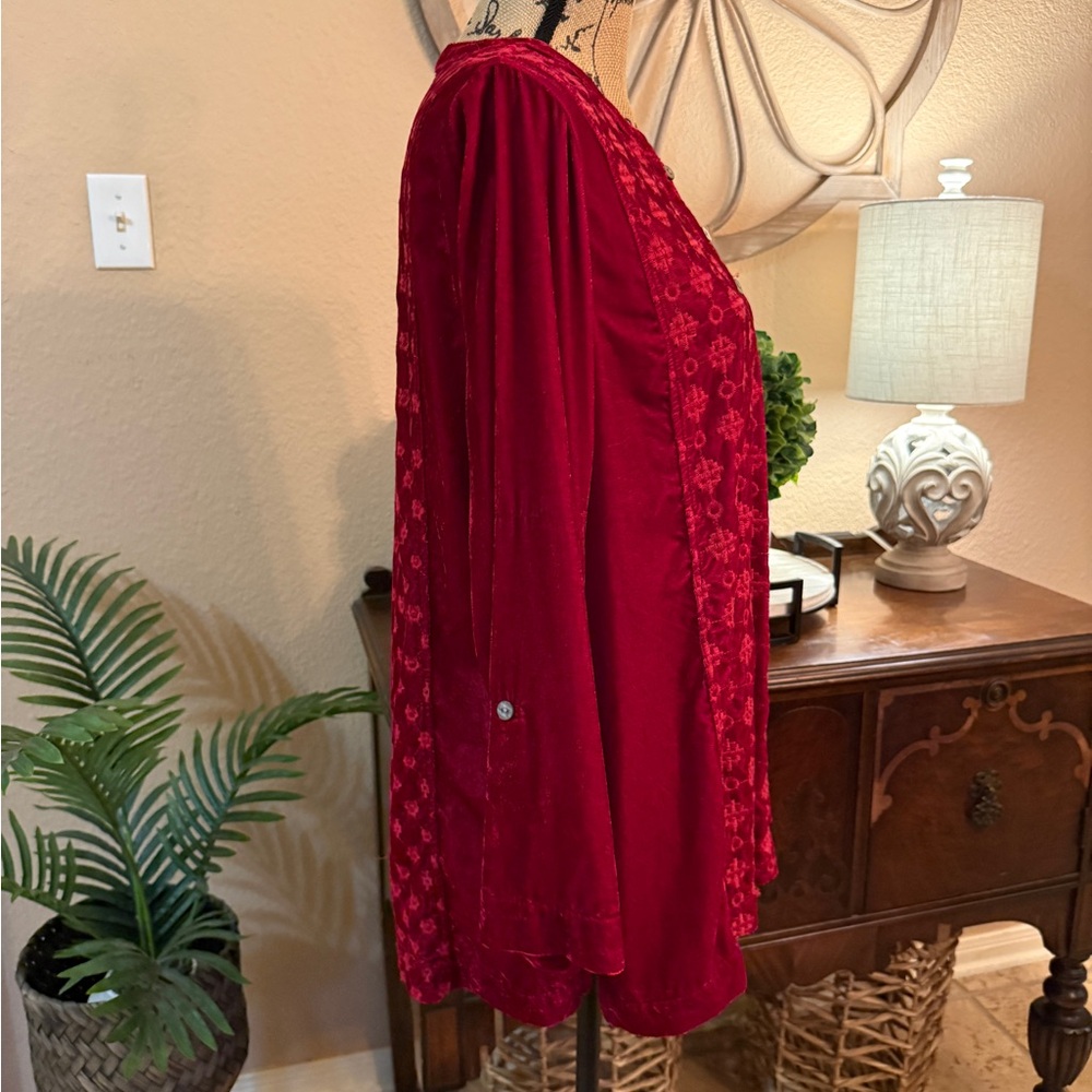 John Mark Red Velvet & Embroidered Pattern Button-Front Tunic - Picture 8 of 15
